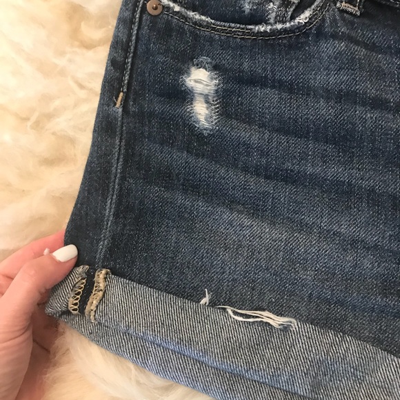 ❤️Paige Roll Up Denim distressed shorts - Picture 3 of 4